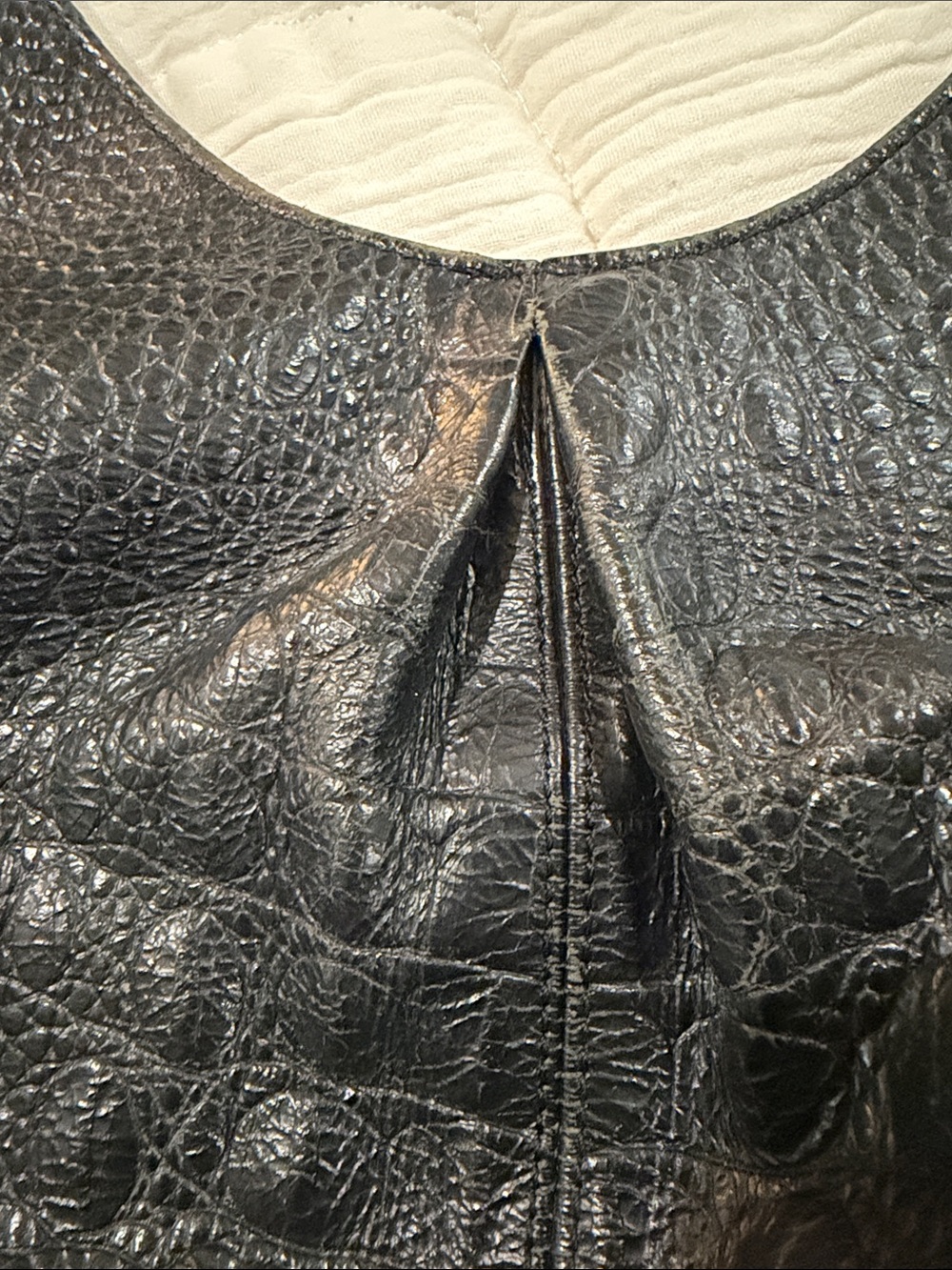 Brahmin Black Croc-Embossed Shoulder Tote - Picture 5 of 11